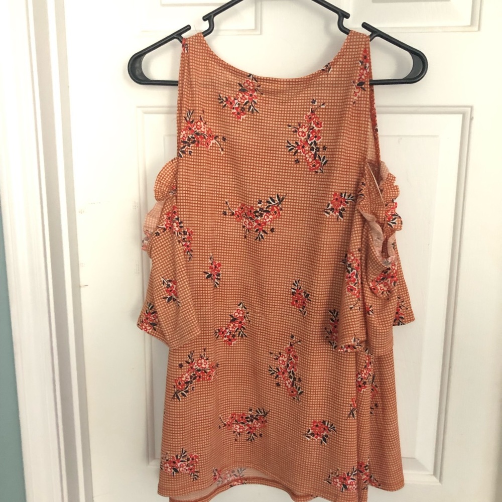 Lc Peek A Boo Shoulders - image 1